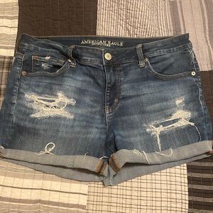 American Eagle Midi size 14 shorts